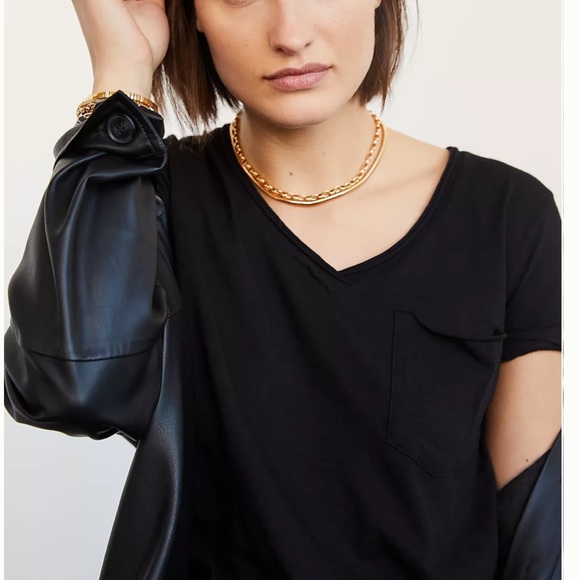 🔥ANTHROPOLOGIE🔥T. La Classic V-Neck Tee Shirt XS/S/M/L Black - Picture 4 of 8